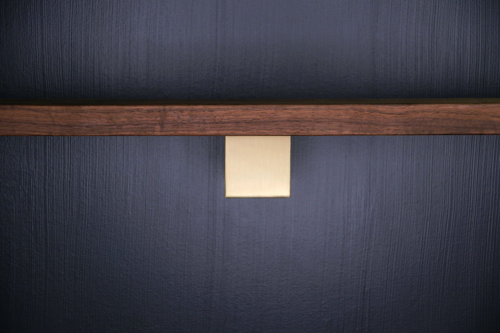 FB-WALL-BRASS